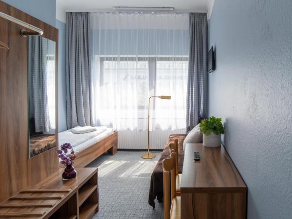 Alper Hotel am Potsdamer Platz : photo 1 de la chambre chambre simple