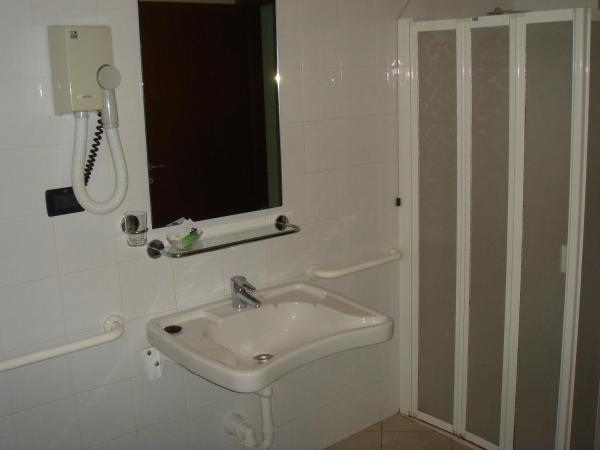 Albergo Il Gufo : photo 6 de la chambre chambre double ou lits jumeaux