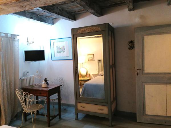 La casa di Chloé : photo 10 de la chambre chambre double avec salle de bains privative
