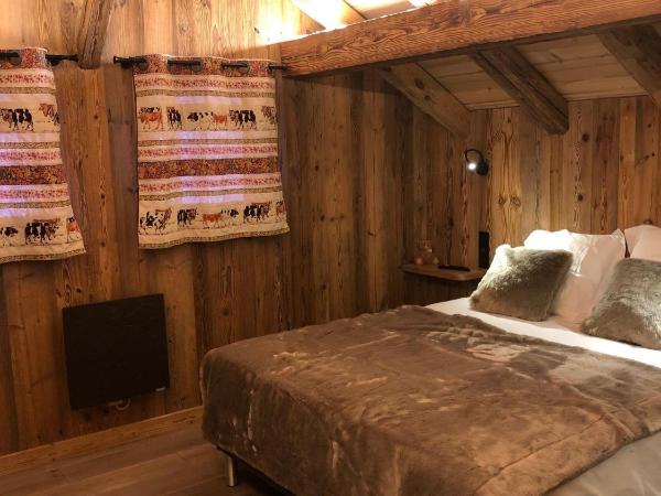 Les Mazots des Fées : photo 9 de la chambre appartement deluxe