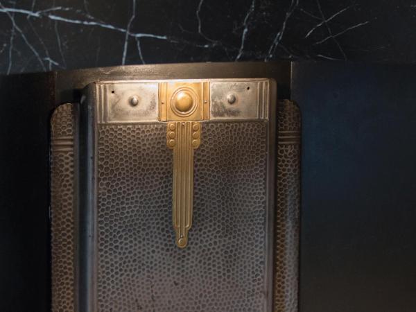 Louise sur Cour : photo 3 de la chambre chambre lit king-size - vue sur jardin