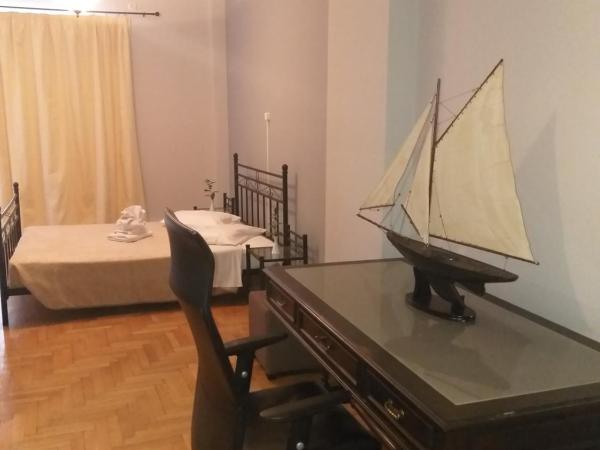 Apollo Hotel : photo 2 de la chambre appartement