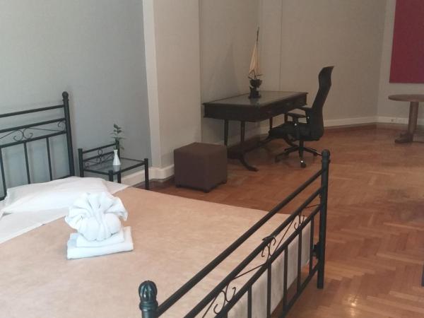 Apollo Hotel : photo 3 de la chambre appartement