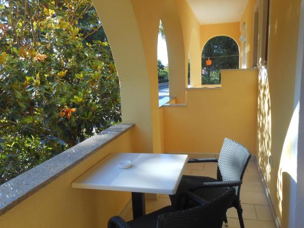 Villa Kristina : photo 5 de la chambre chambre double ou lits jumeaux