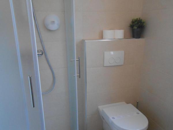 Villa Kristina : photo 4 de la chambre chambre double avec balcon