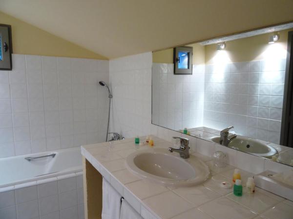 Le Jas de Gordes : photo 5 de la chambre chambre double traditionnelle