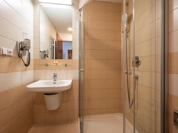 Ruby Blue : photo 8 de la chambre chambre double ou lits jumeaux standard