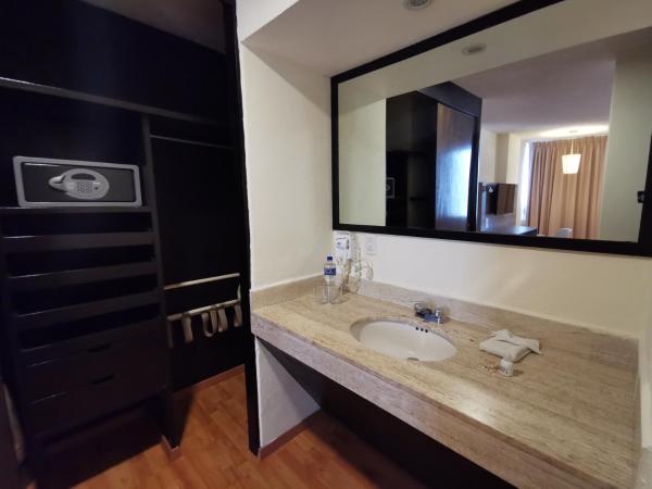 Hotel Del Angel Reforma : photo 10 de la chambre chambre double standard avec 2 lits doubles