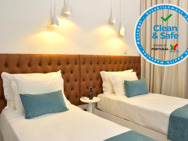 Hotel Sol Algarve by Kavia : photo 1 de la chambre chambre triple
