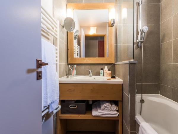 Résidence Pierre & Vacances Les Balcons De Bellevarde : photo 2 de la chambre appartement 1 chambre (4 personnes) - vue sur montagne - côté sud