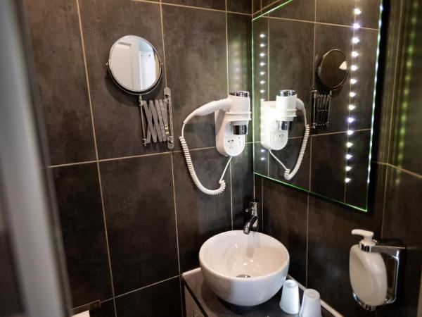 The Originals Boutique, Hôtel Neptune, Berck-sur-Mer : photo 7 de la chambre chambre double standard