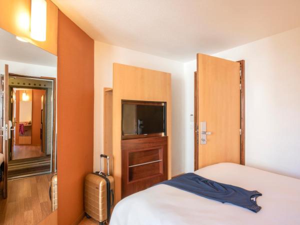 ibis Tours Centre Gare : photo 5 de la chambre hébergement 2 chambres adjacentes (non communicantes)