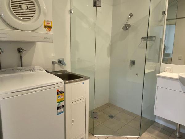 Byron Quarter Apartments : photo 7 de la chambre appartement 2 chambres