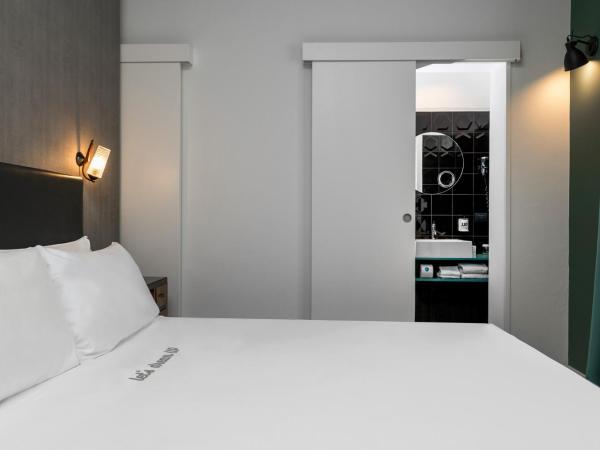 Up Hotel : photo 1 de la chambre suite junior avec balcon