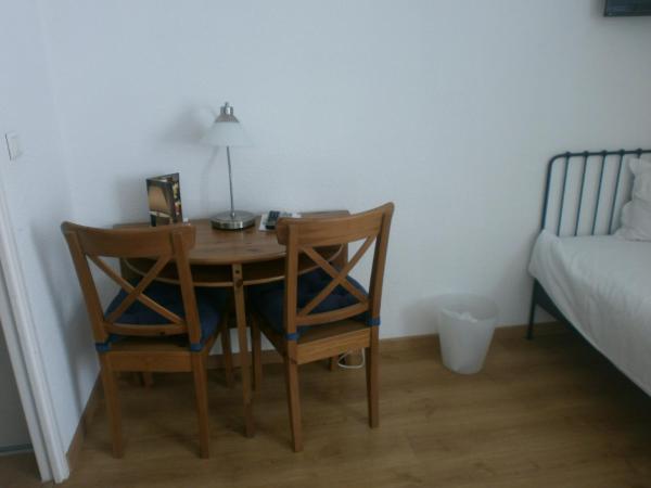 Hôtel Le Clos des Pins : photo 9 de la chambre chambre simple