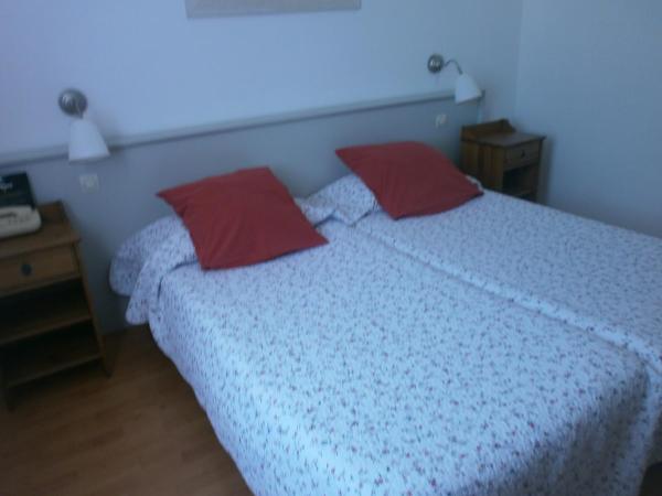 Hôtel Le Clos des Pins : photo 7 de la chambre chambre double