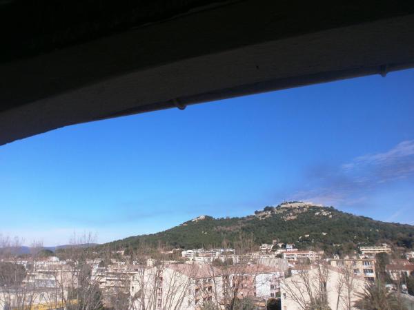 Hôtel Le Clos des Pins : photo 3 de la chambre chambre triple