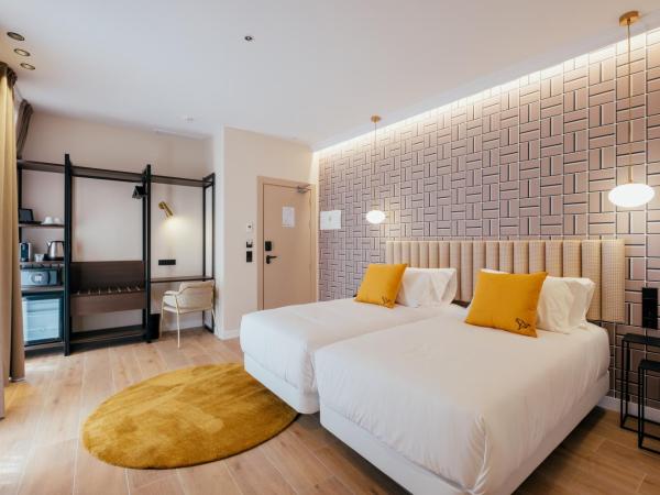 Hotel Cetina Sevilla : photo 3 de la chambre chambre deluxe double ou lits jumeaux