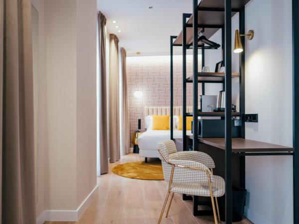 Hotel Cetina Sevilla : photo 2 de la chambre chambre deluxe double ou lits jumeaux