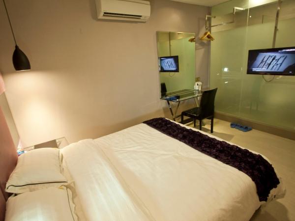 Euro+ Hotel Johor Bahru : photo 2 de la chambre chambre lit queen-size supérieure (sans fenêtre)