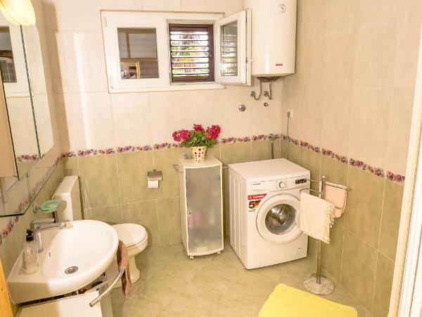 Guest House AB Adria Home : photo 4 de la chambre appartement 1 chambre