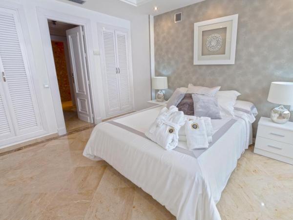 Puerto Banús Beach Apartments : photo 5 de la chambre appartement - vue sur mer