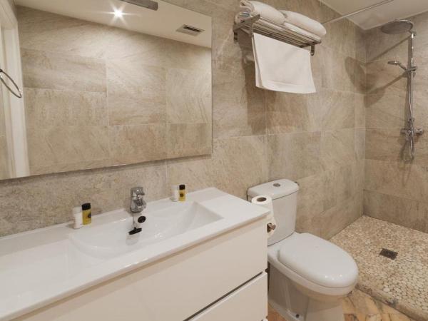 Puerto Banús Beach Apartments : photo 2 de la chambre appartement - vue sur mer