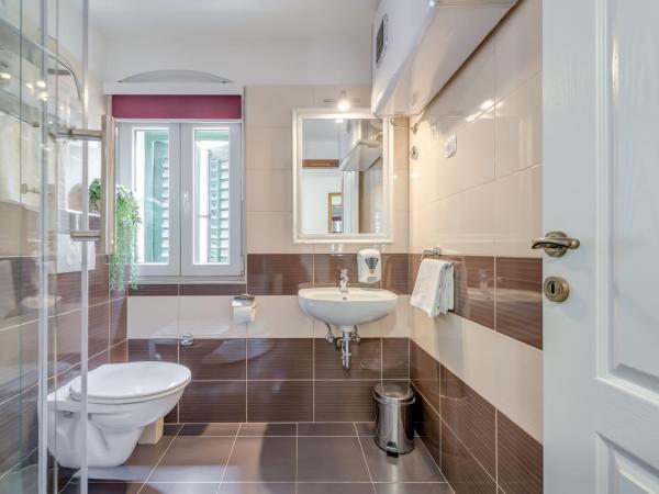 Guesthouse Imperator : photo 3 de la chambre chambre double standard