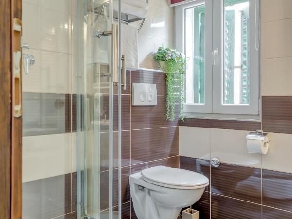 Guesthouse Imperator : photo 4 de la chambre chambre double standard