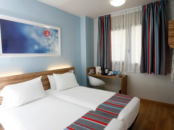 Travelodge Madrid Metropolitano : photo 1 de la chambre room #48223247