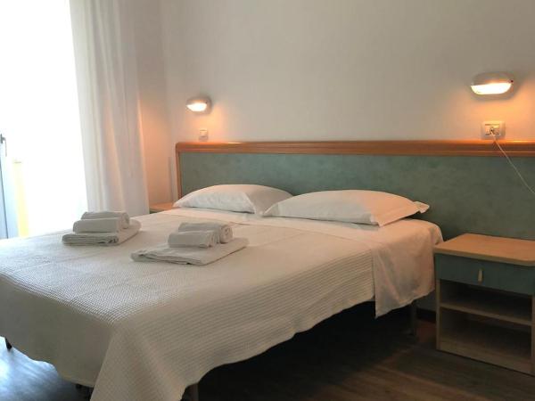 Hotel Artide : photo 1 de la chambre chambre double ou lits jumeaux - vue sur mer