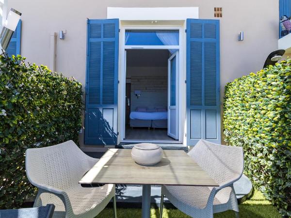 Le Rabelais : photo 7 de la chambre chambre double avec terrasse