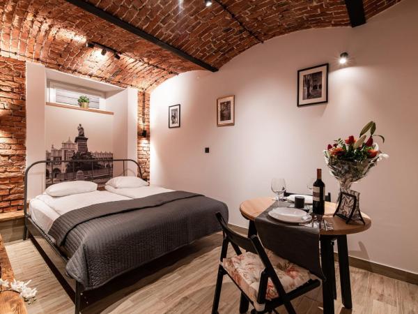 DIETLA 99 APARTMENTS - IDEAL LOCATION - in the heart of Krakow : photo 2 de la chambre appartement standard