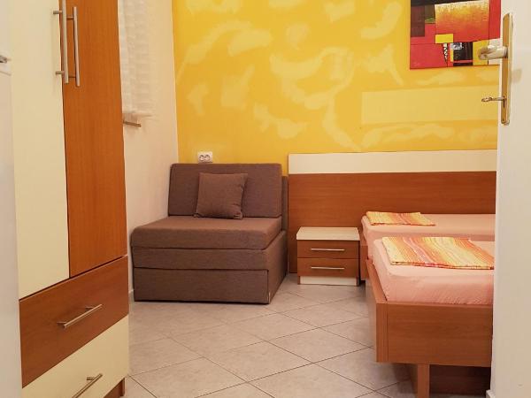 Apartments and Rooms Vesna Novalja : photo 4 de la chambre appartement avec terrasse