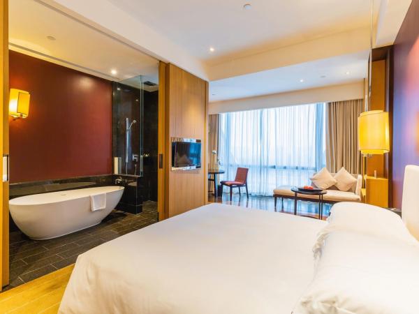 Hotel Kapok Shenzhen Bay : photo 4 de la chambre chambre lit queen-size deluxe