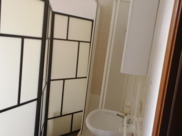 Hotel Gambara : photo 4 de la chambre chambre double ou lits jumeaux avec salle de bains commune