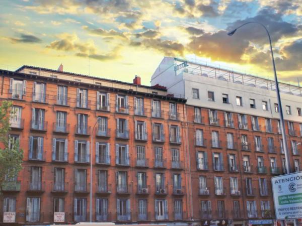Metropolitan Atocha : photo 6 de la chambre chambre double avec salle de bains privative