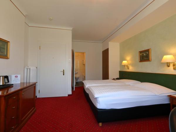 Soldanella : photo 1 de la chambre chambre double ou lits jumeaux - vue sur lac
