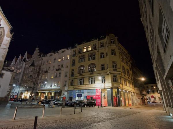 Jacob Brno : photo 5 de la chambre chambre quadruple avec salle de bains commune