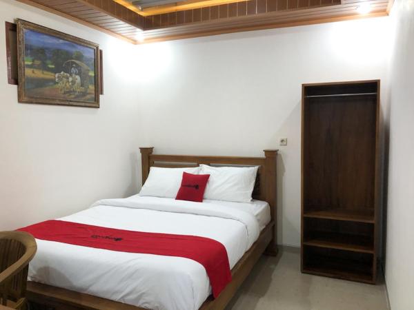 RedDoorz near XT Square 3 : photo 4 de la chambre chambre double