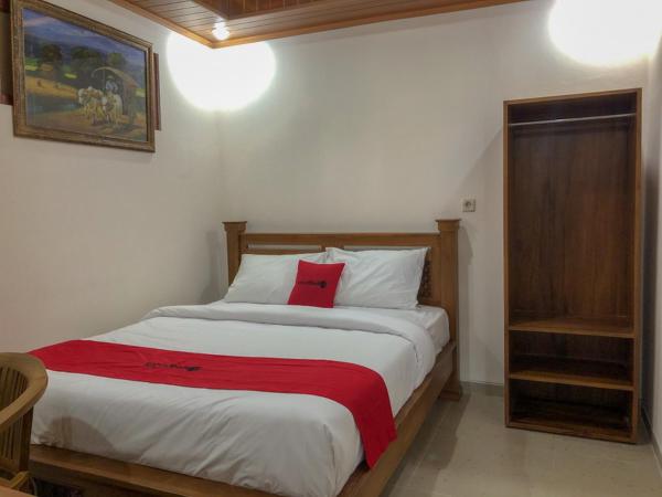 RedDoorz near XT Square 3 : photo 7 de la chambre chambre double