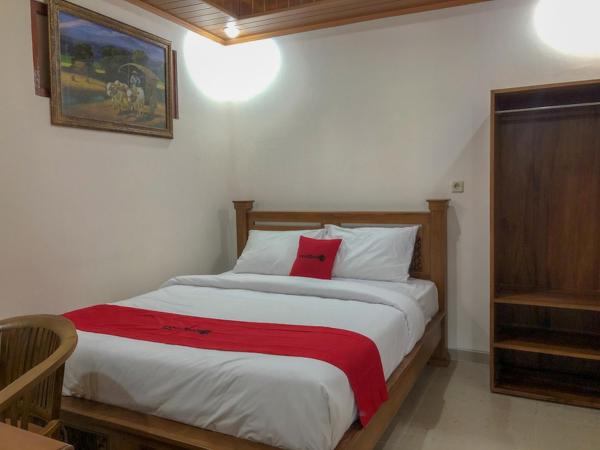 RedDoorz near XT Square 3 : photo 6 de la chambre chambre double