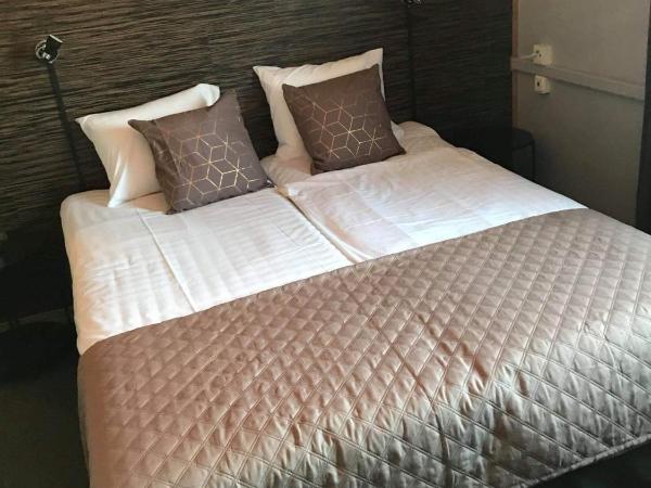 CarlstadCity H Boutique Hotell : photo 2 de la chambre chambre triple classique