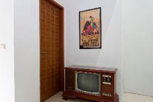 RedDoorz Plus near Cilandak Town Square 2 : photo 1 de la chambre room #313024906