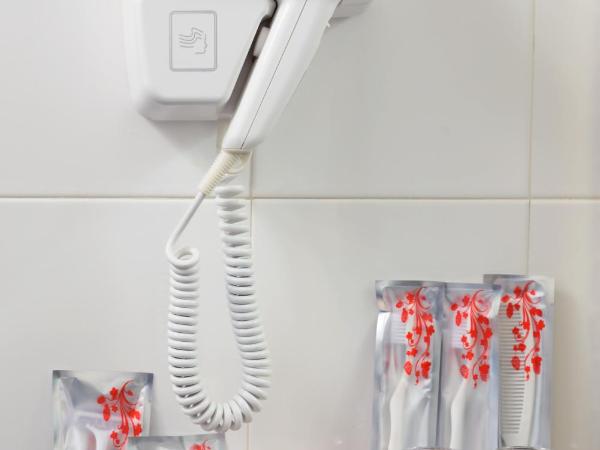 E-RED HOTEL KUANTAN : photo 4 de la chambre chambre lits jumeaux deluxe