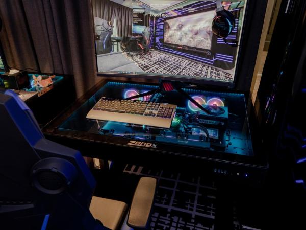 OASIS AVENUE - A GDH HOTEL : photo 3 de la chambre salle e-sport