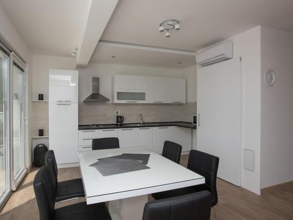 Apartments Villa Hadria : photo 6 de la chambre appartement 3 chambres