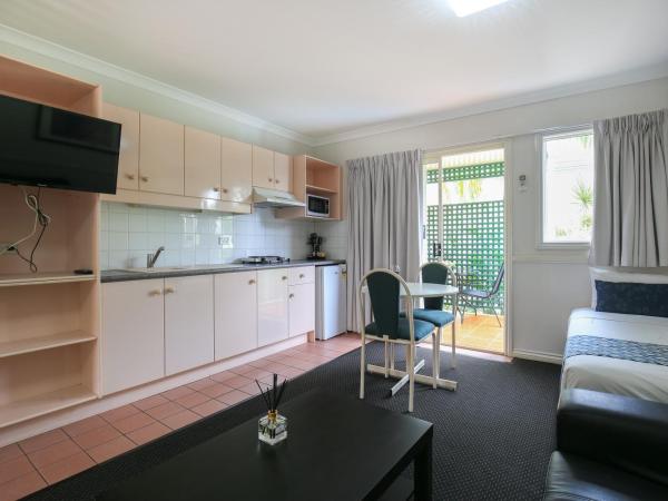 Toowong Central Motel Apartments : photo 5 de la chambre chambre lits jumeaux Économique