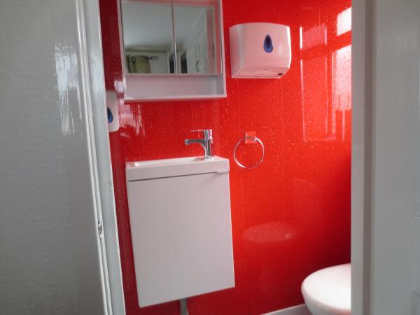 The Salendine : photo 2 de la chambre chambre triple avec salle de bains privative