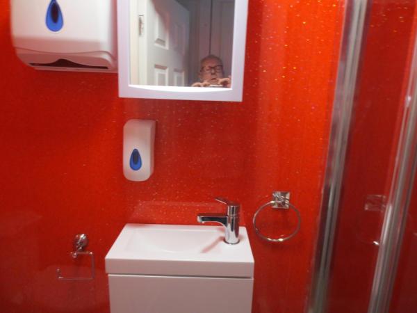 The Salendine : photo 1 de la chambre chambre lits jumeaux avec salle de bains privative